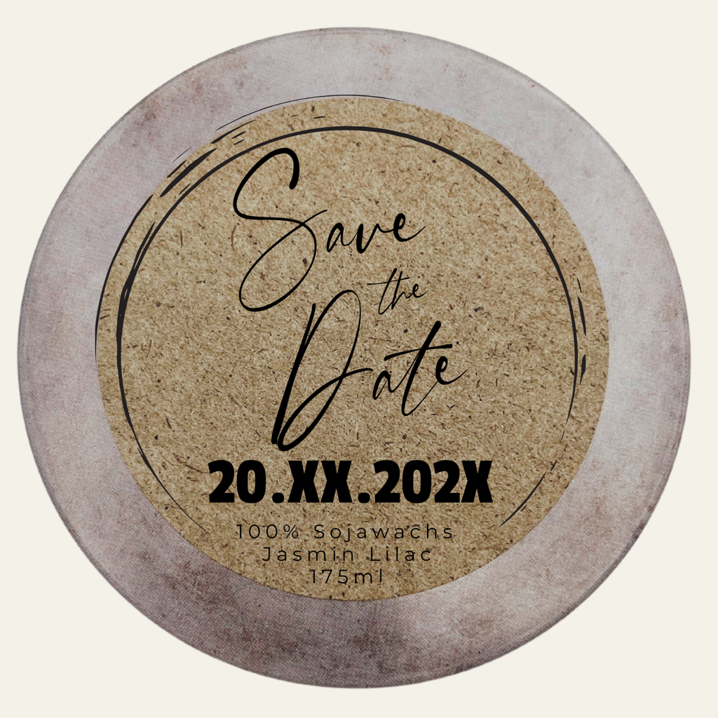 Handgemachte Duftkerze „Save The Date“ – Personalisierbares Geschenk für unvergessliche Moment