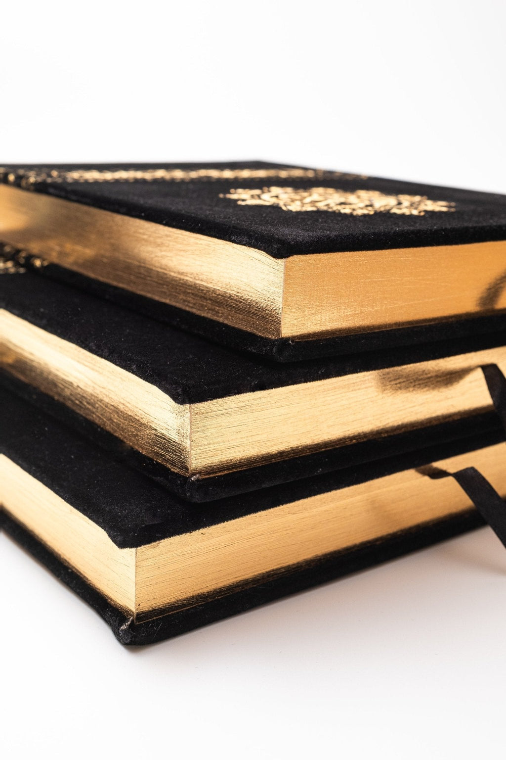 Qur’an Arabic Kaaba-Inspired - Velvet  with Gold Embroidery