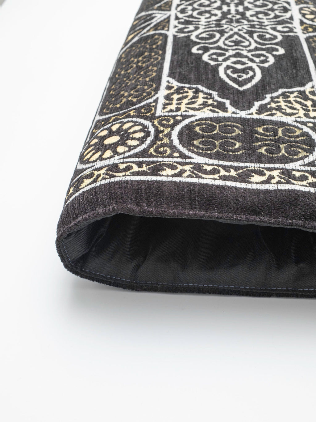 Kaaba Padded Prayer Mat — Luxus Velvet Sejadah  | Extra Comfort for Seniors & Sensitive Knees | Removable Cushion