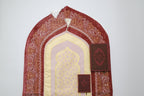 Mihrab Prayer Rug with Light Padding – Luxury Silk-Look Islamic Prayer Mat