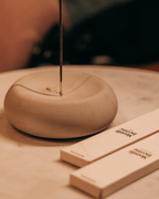 Moon Rock - Räucherstäbchenhalter