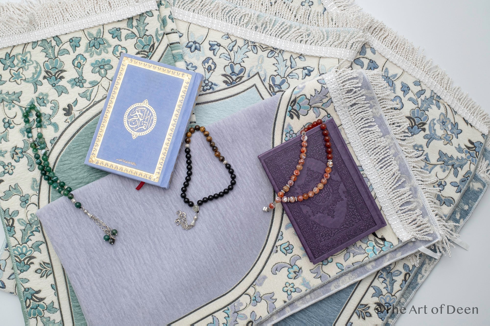 Premium Arabic Qur’an | Uthmani Calligraphy & Embossed Cover