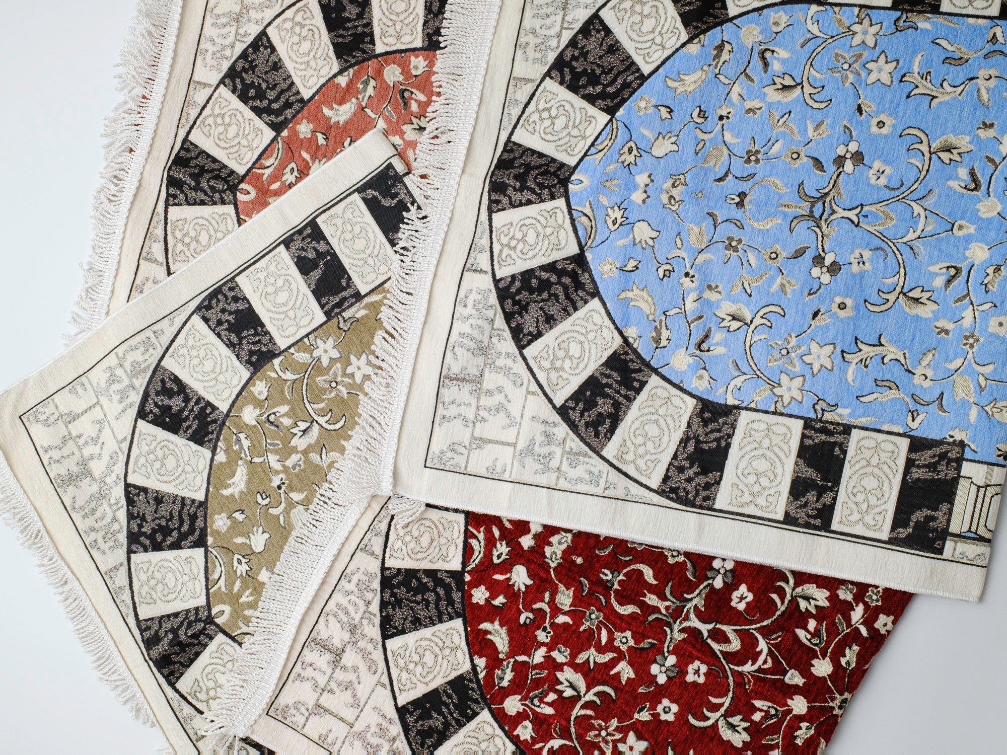 Rauda  Granada Arch Prayer Mat  | Soft, Lightweight Floral Arch Design | Multiple Colours Available